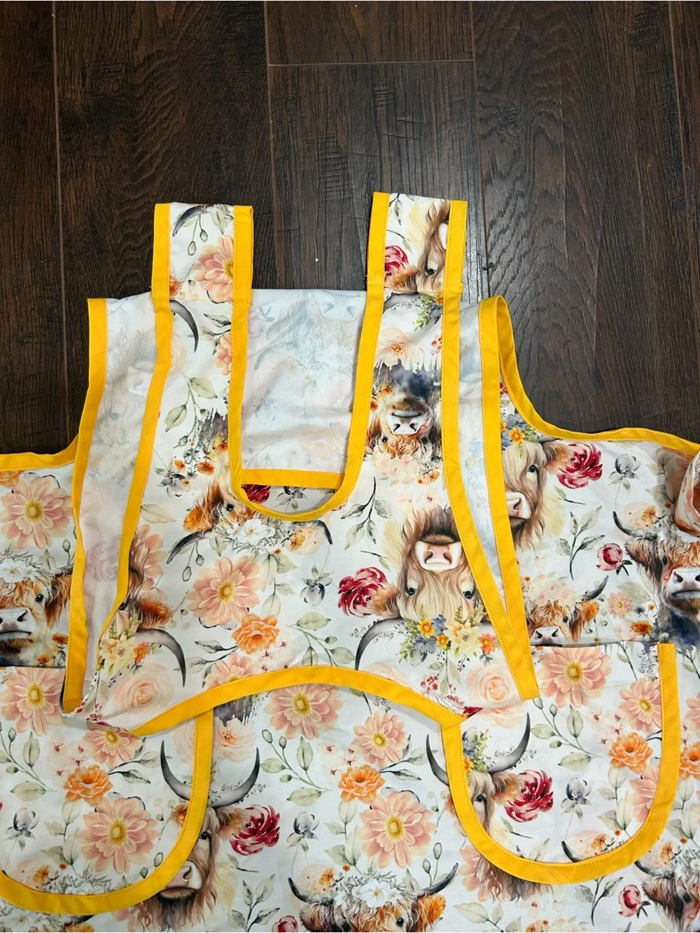 Handmade Highland Cow Floral Apron Farmhouse Kitchen Cooking Gardening Gift OS